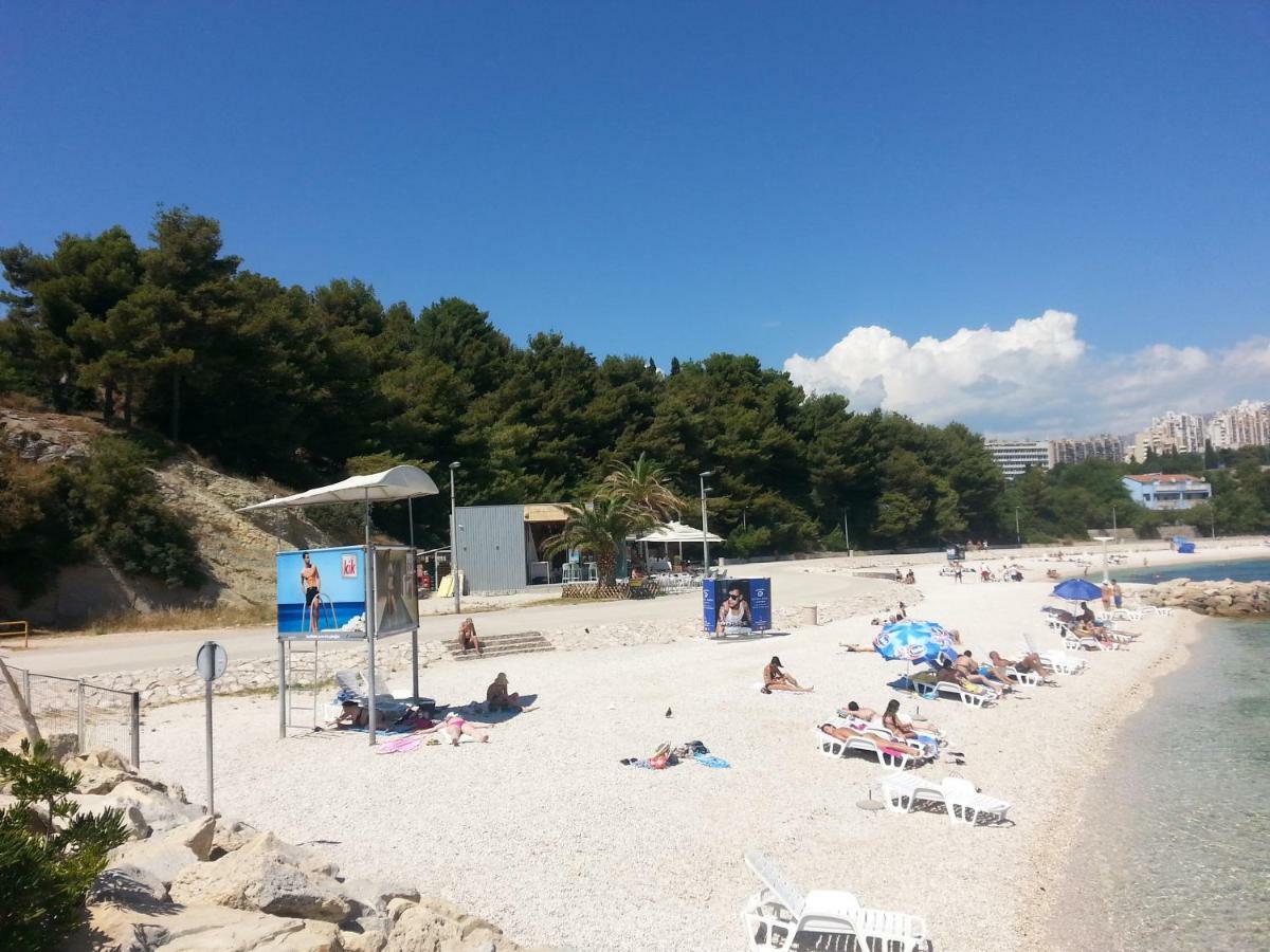 Near Beach Apartment Reno With Private Parking Split Exterior foto