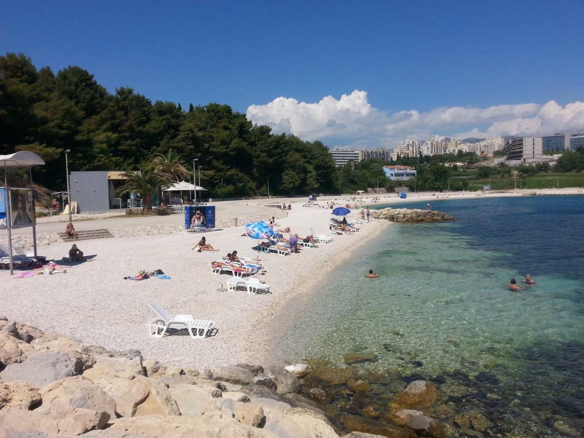 Near Beach Apartment Reno With Private Parking Split Exterior foto
